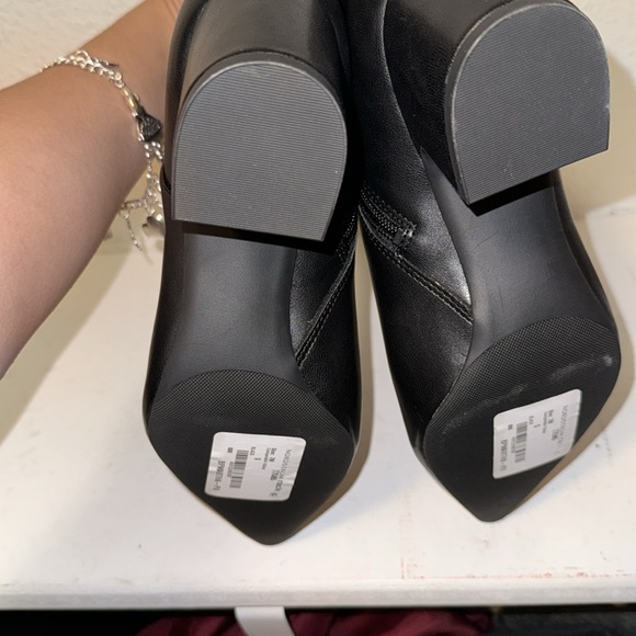 Booties - Picture 3 of 4